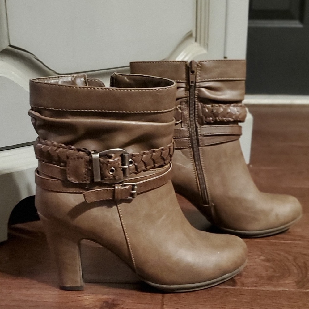 Ankle boots